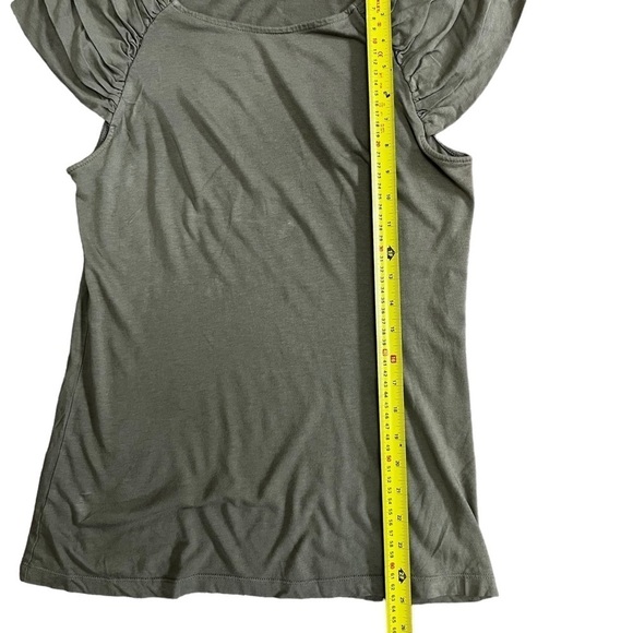 Banana Republic Ruffle Sleeve Top Khaki Green Modal - Picture 9 of 9